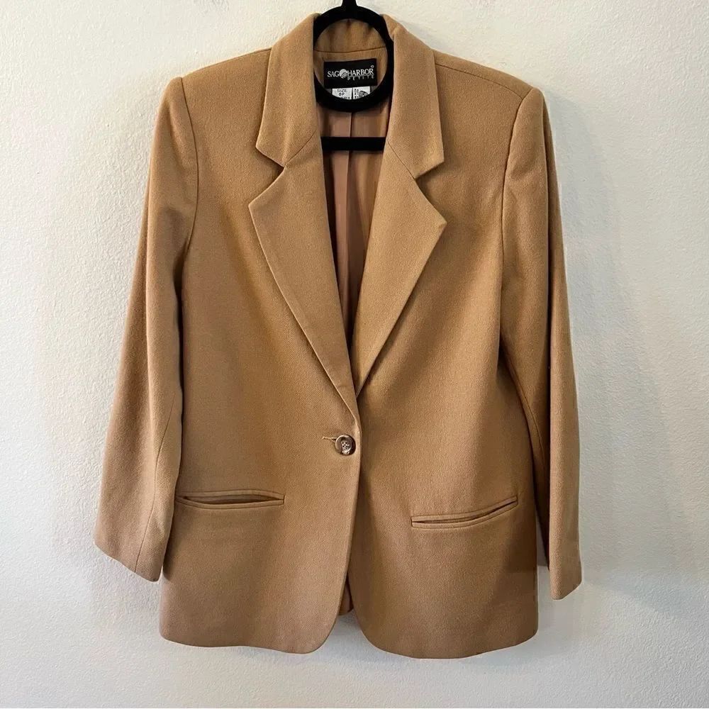 Sag Harbor Blazer Women’s  Sz 8P 100% Wool Tan Khaki Lined Career Professional